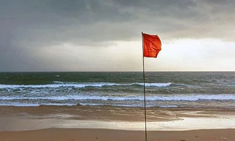 Bangladesh maritime ports asked to hoist cautionary signal no 3