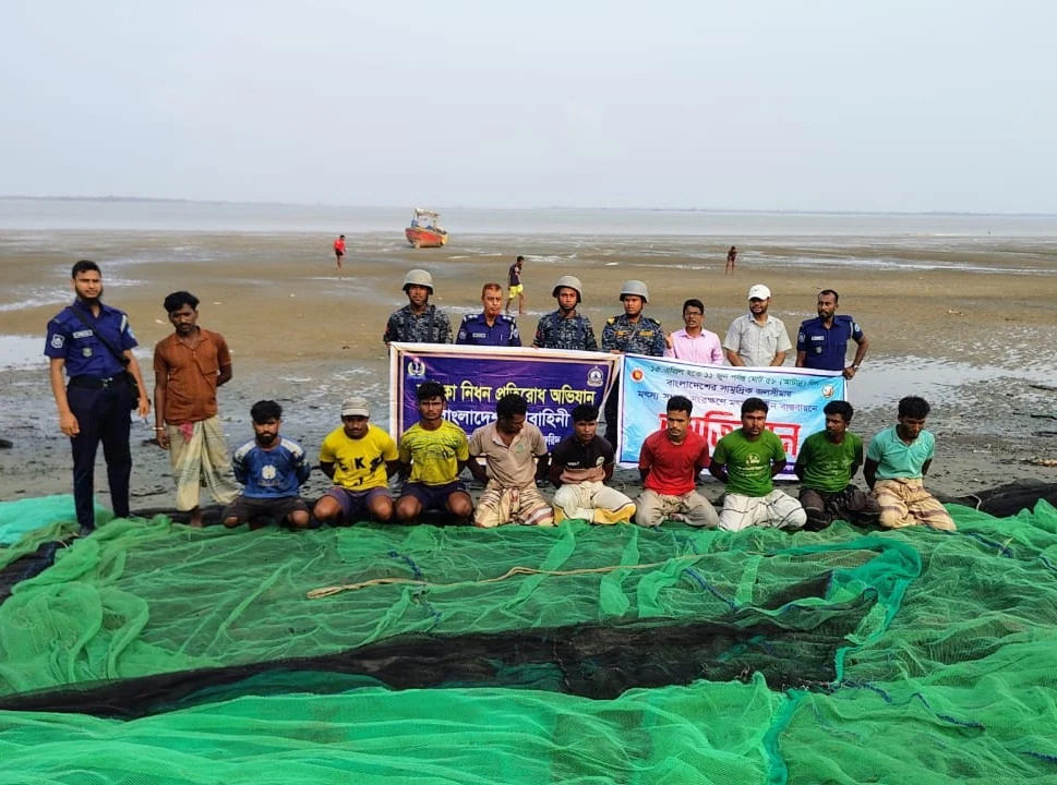 Navy seizes fishing instruments worth Tk 99 cr 21 lac on fishing ban days