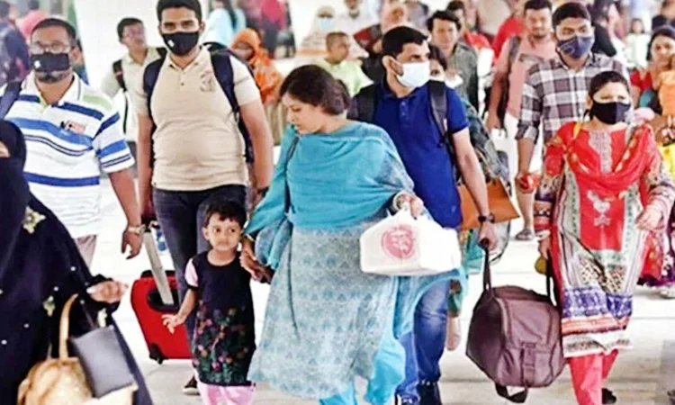 Eid holidaymakers return to Dhaka