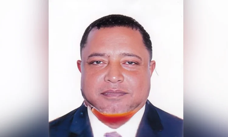 Mahfuj Alam mourns death of Info Commission Secretary Bari