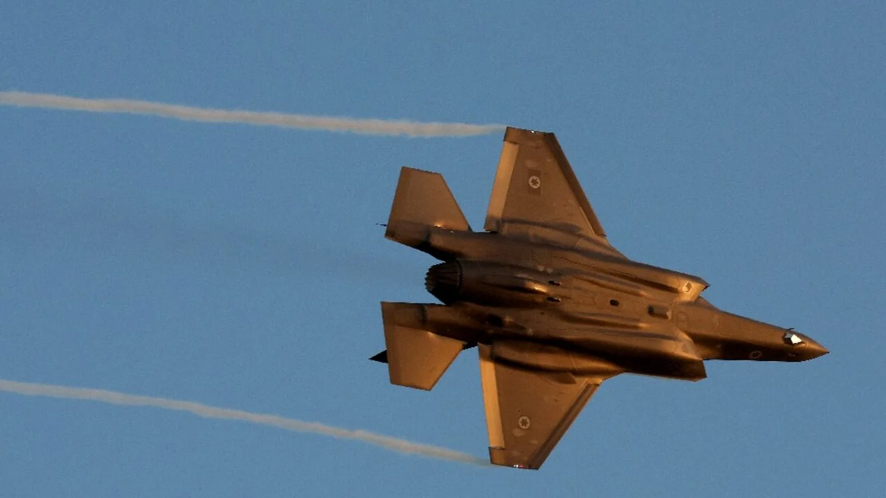 Judges to decide if UK can supply parts for Israeli warplanes